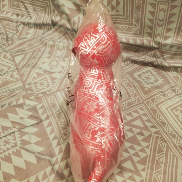 2017 Snowflake Holiday Dog - Picture 4 of 5